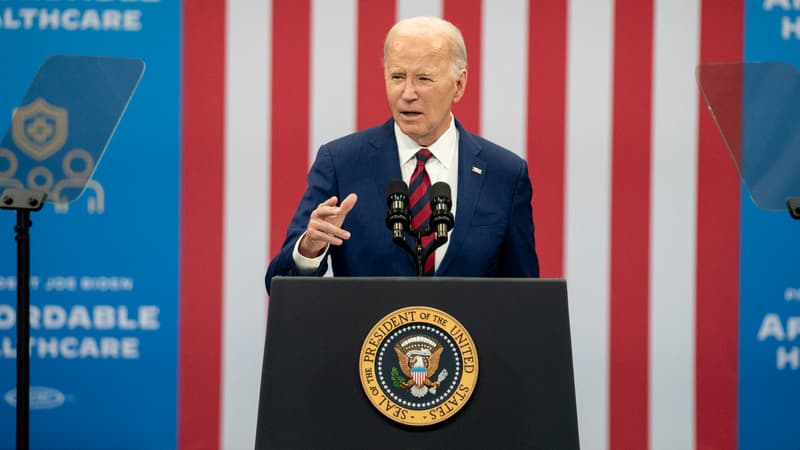 Élection américaine: Joe Biden s'entoure de Barack Obama et de Bill Clinton pour une collecte de fonds record
