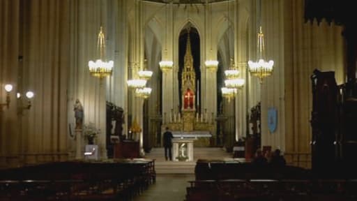 Ils étaient une trentaine d'élus présents mardi soir à la messe organisée à la basilique Sainte-Clotilde, dans le 7ème arrondissement de Paris.