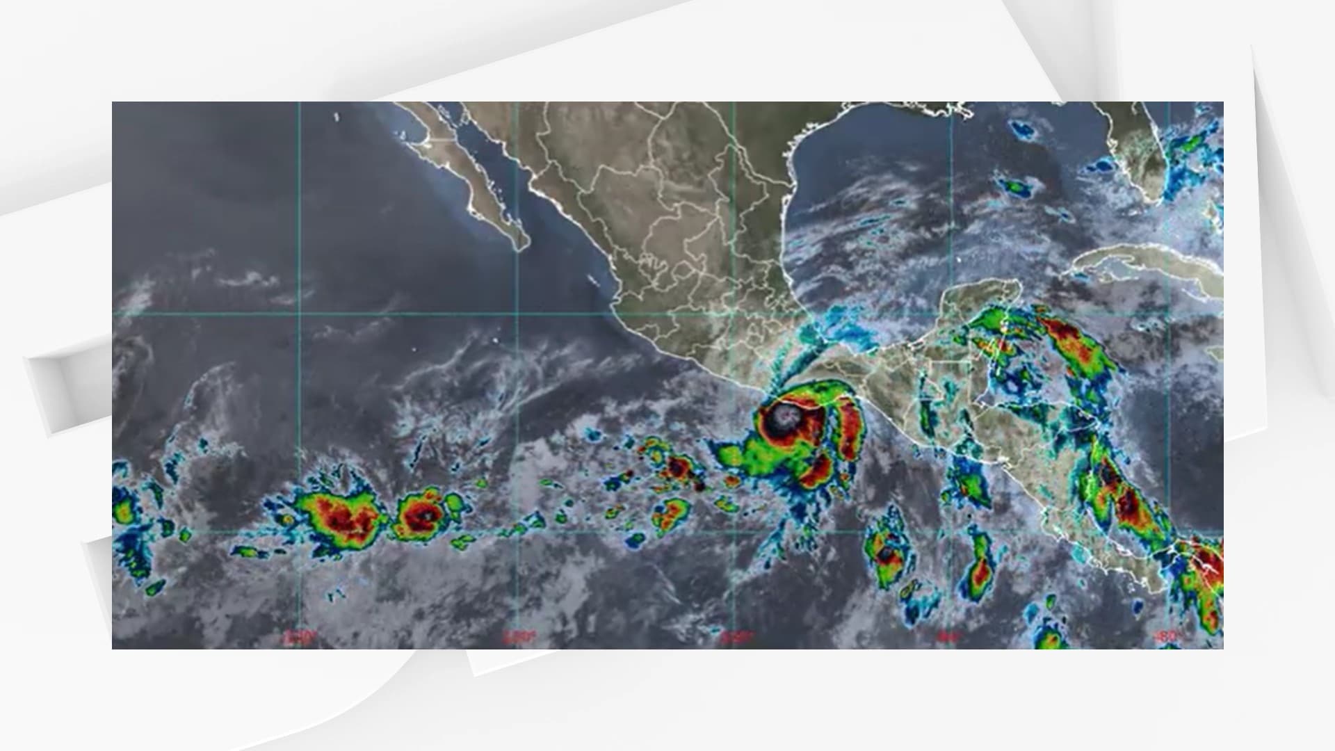 Se espera que el huracán Agatha golpee a México el lunes