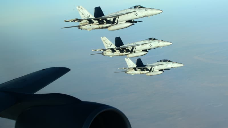 Trois F-18E Super Hornet en mission dans le ciel irakien, le 23 septembre 2014.