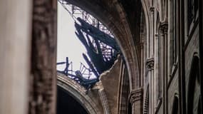 L'intérieur de Notre-Dame de Paris.