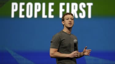 Mark Zuckerberg, le patron de Facebook, veut faire de sa messagerie Messenger la tête chercheuse business du réseau social.