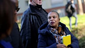 La candidate de gauche à la présidentielle française Christiane Taubira en campagne à Montreuil, en Seine-Saint-Denis, le 9 février 2022