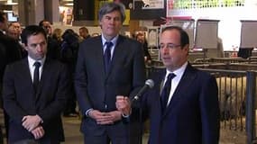 François Hollande au Salon de l'Agriculture avec ses ministres, Benoît Hamon (Consommation) et Stéphane Le Foll (Agriculture).
