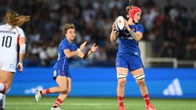 La Française Charlotte Escudero lors du match de préparation France-Angleterre avant la Coupe du monde de rugby féminin, 9 août 2025