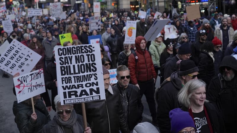"Pas de rois, pas d'ICE, pas de guerre": des millions d’Américains dans la rue pour manifester contre Donald Trump