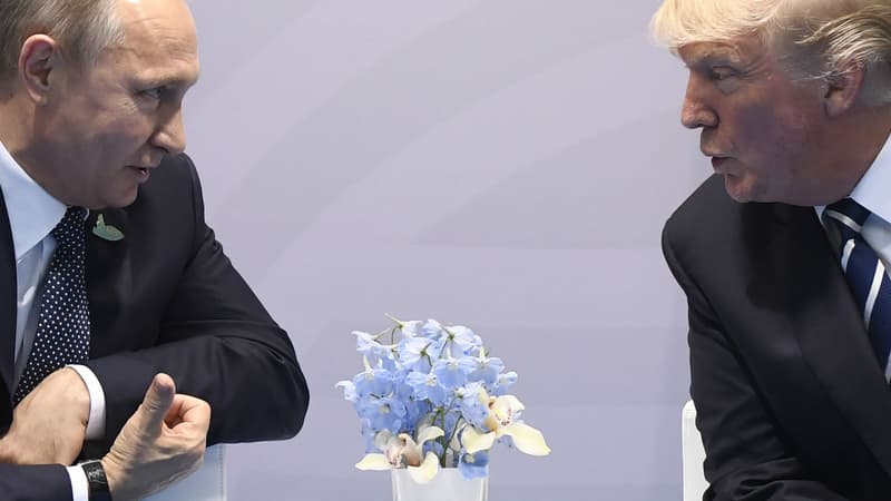 Le président russe Vladimir Poutine et le président américain Donald Trump lors du G20 à Hambourg le 7 juillet.