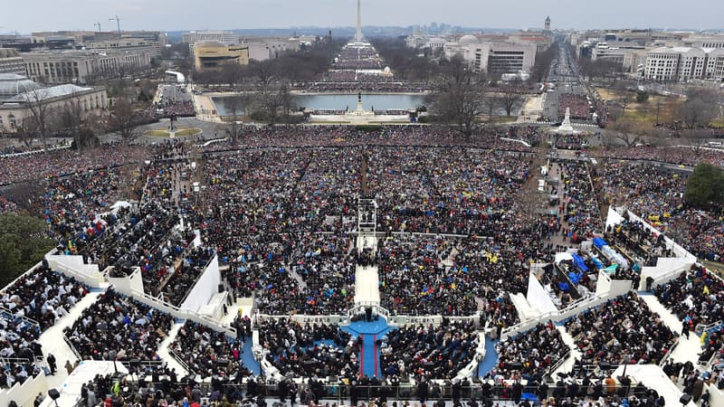 700 et 900.000 personnes auraient assisté à l'investiture de Trump, selon des agences de presse locales.