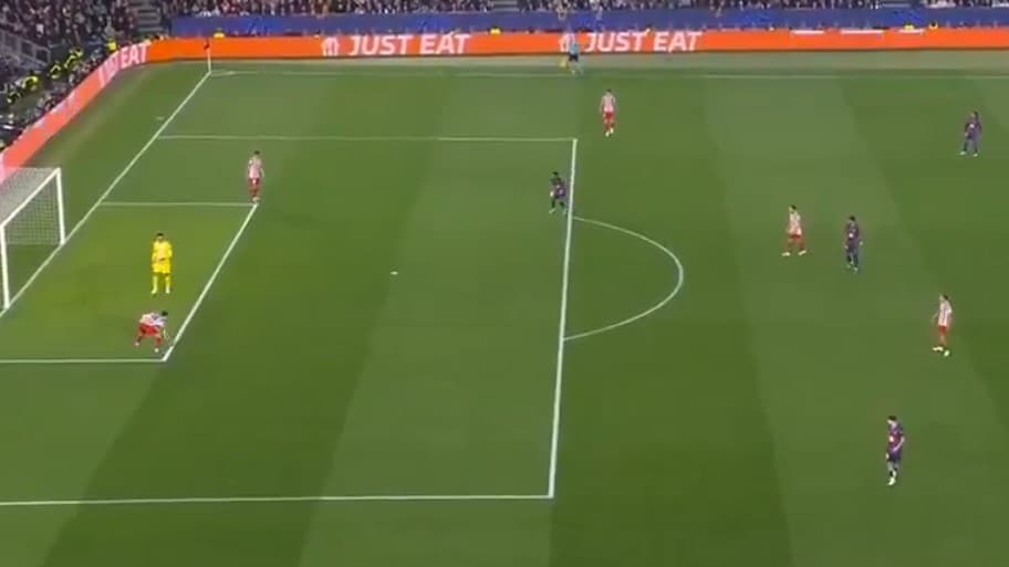 "La plainte est irrecevable", le Barça recalé par l'UEFA pour la main "absurde" de l'Atlético