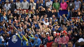 En dépit des petits soucis d'acheminement, les spectateurs sont très nombreux lors de cette première journée de Ryder Cup.