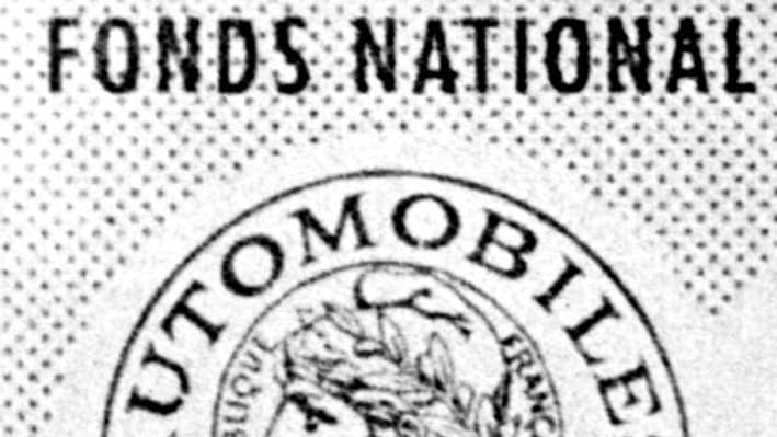 La première vignette a été créée en 1956, pour financer le Fonds National de Solidarité à destination des personnes âgées. La première vignette a été créée en 1956, pour financer le Fonds National de Solidarité à destination des personnes âgées.