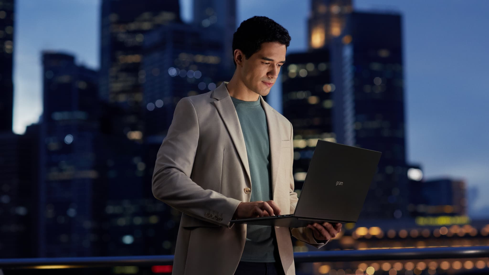 LG a lancé LG Gram, une gamme de PC portables puissants, design et surtout très légers.