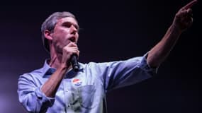 Beto O’Rourke, possible candidat aux primaires démocrates en vue de la présidentielle de 2020, s'exprime depuis El Paso, au Texas