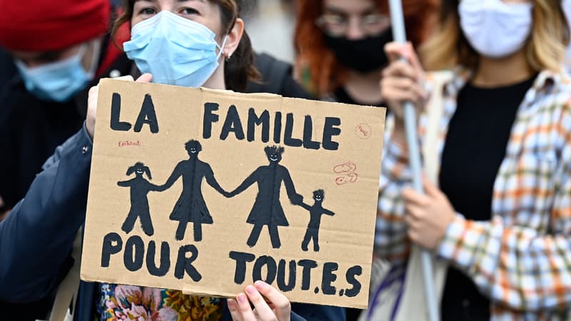 Des femmes lors d'une manifestation en faveur de la loi relative à la bioéthique à Rennes, le 10 octobre 2020 (photo d'illustration)