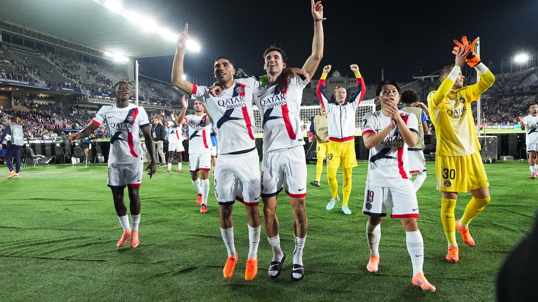 "LE BARÇA S'EST FAIT DÉGLINGUER": RIOLO IMPRESSIONNÉ PAR LA PRESTATION DU PSG
