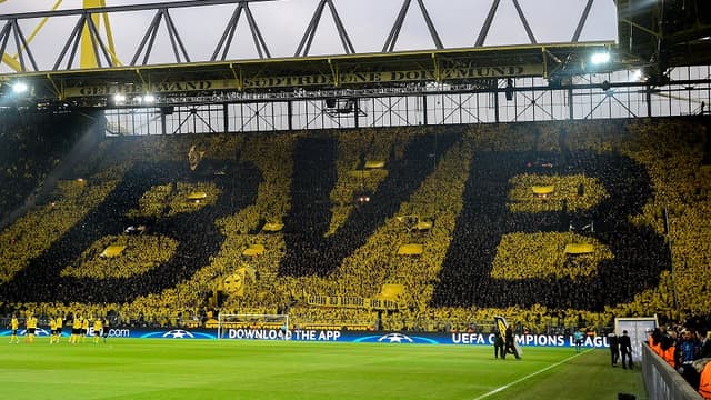 Le "mur jaune" du stade de Dortmund