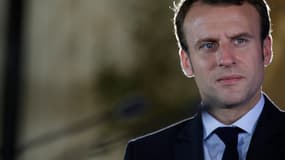 Emmanuel Macron estime que la consolidation dans les télécoms n'est pas "souhaitable aujourd'hui". 