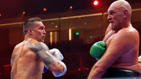 Usyk prend le dessus sur Fury 