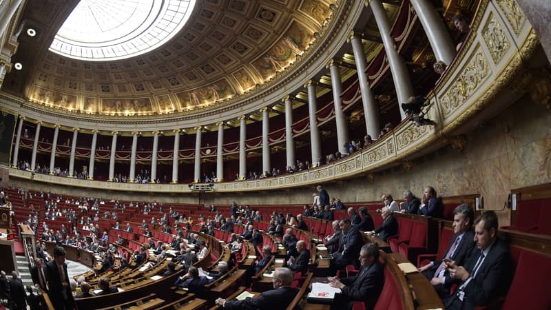 L'Assemblée nationale lors d'une séance de Questions au Gouvernement, le 13 mai 2015.