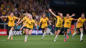 Les Australiennes après leur victoire face aux Bleus en quarts de finale de la Coupe du monde féminine, le 12 août 2023.
