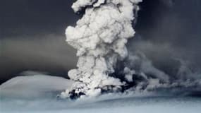 Le Grimsvotn, volcan situé dans le sud-est de l'Islande, en éruption.