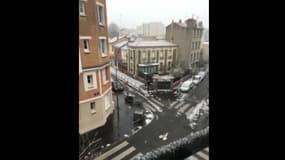 Il a neigé aux Lilas en région parisienne ce lundi.