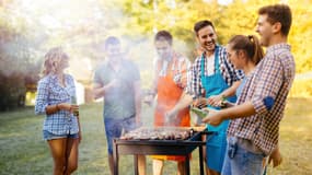 La cuisson d’aliments à des températures élevées conduit à la formation en surface de composés chimiques.