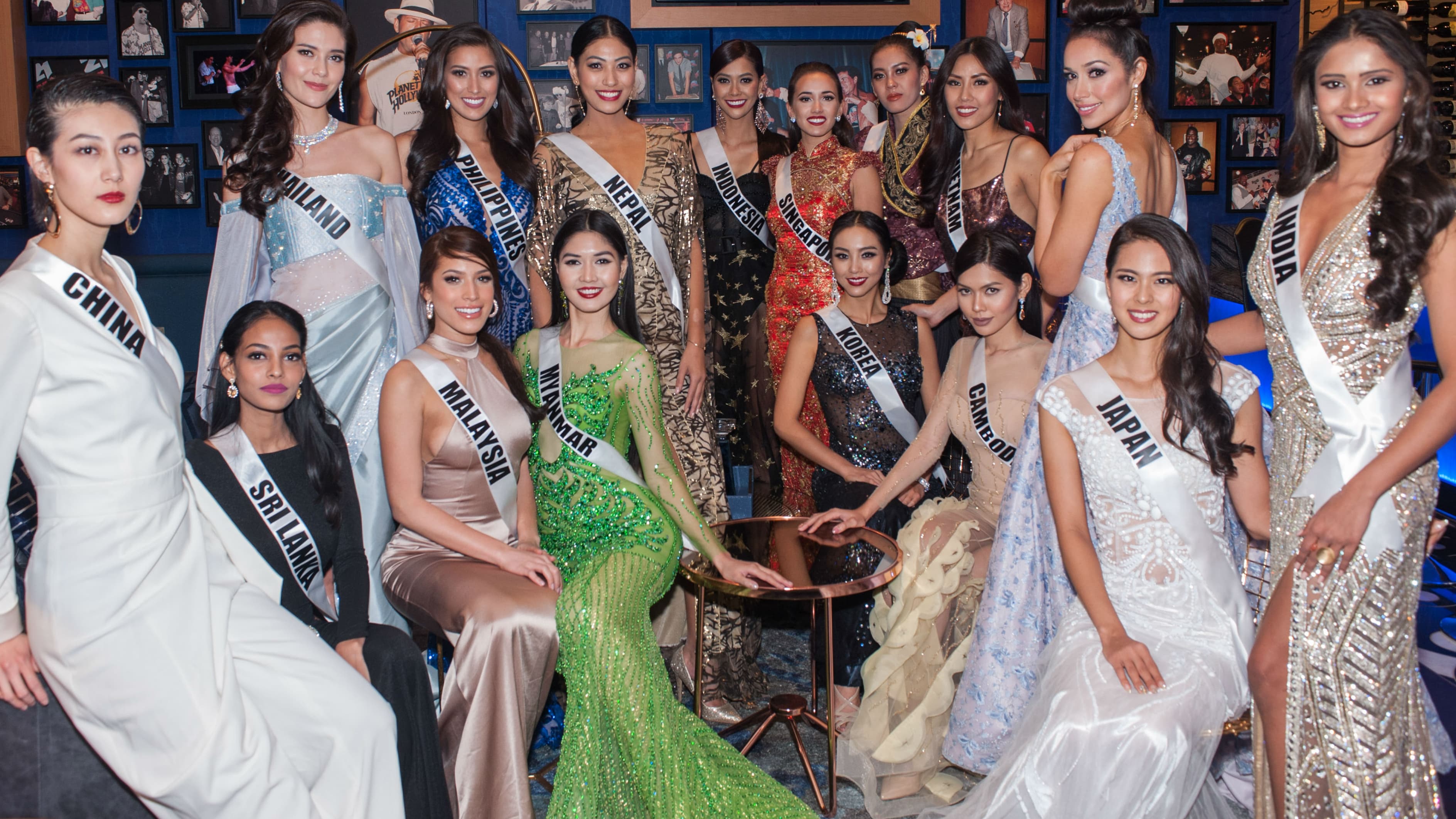 Miss Univers avant l'élection, des candidates posent sans maquillage