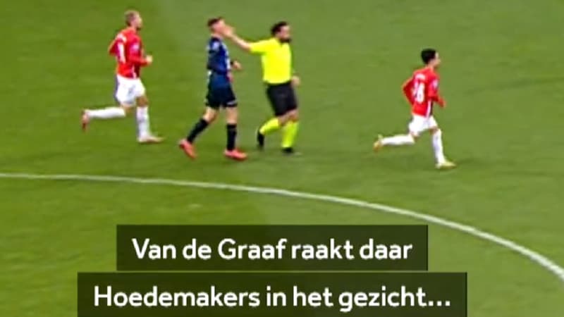 Mees Hoedemakers blessé par l'arbitre lors du match Utrecht-Cambuur le 5 février 2022.