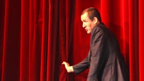 Dany Boon sur la scène de l'Olympia en 2009