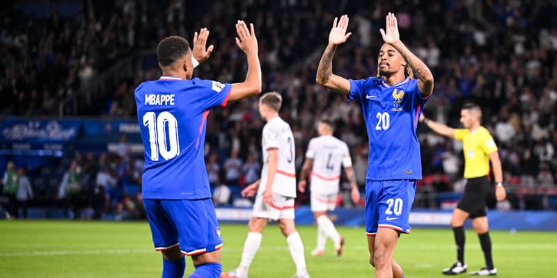 Kylian Mbappé et Bradley Barcola lors de France-Islande le 9 septembre 2025