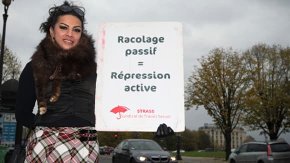 Manifestation à Paris le 29 octobre contre le projet de pénalisation des clients des prostituées.