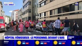 Les personnels de l'hôpital mutualiste de Vénissieux mobilisés devant l'ARS ce jeudi