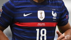 Avant d'être distribué pour les jeunes patients de l'hôpital Robert-Debré, les maillots de l'équipe de France seront modifiés