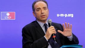 Le secrétaire général de l'UMP Jean-François Copé. L'UMP entend mener la campagne des législatives sur le même registre que celle de Nicolas Sarkozy pour la présidentielle et concentrera ses attaques sur le "programme fou" pour la France du nouveau présid