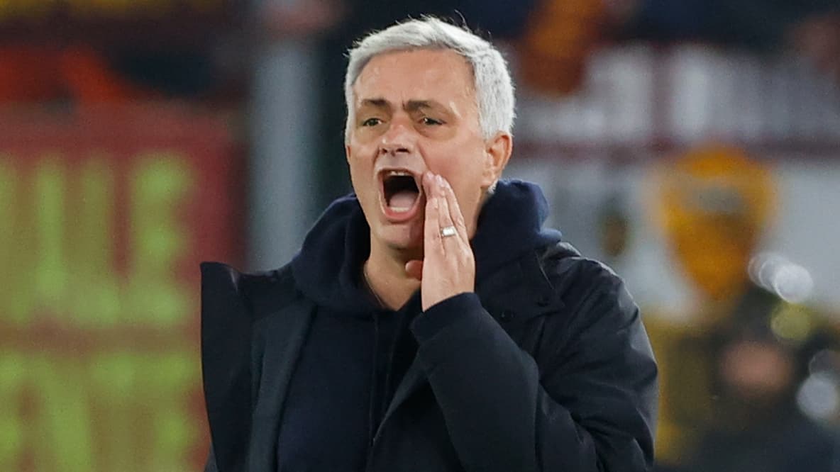« Il me fait grimper aux rideaux », Rothen milite pour la venue de Mourinho si Galtier s’en va « Il me fait grimper aux rideaux », Rothen milite pour la venue de Mourinho si Galtier s’en va