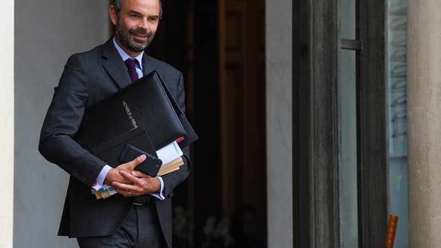Edouard Philippe sort du conseil des ministres le 27 septembre 2017.