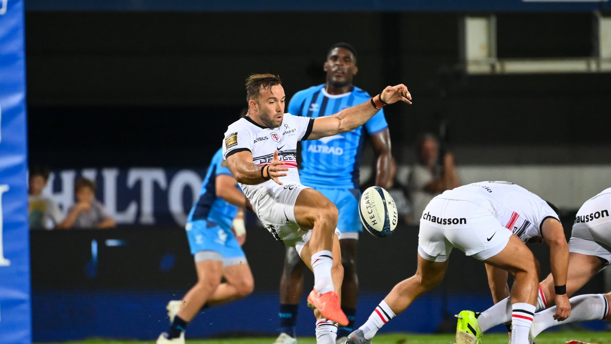 "LE NIVEAU DE DÉCEPTION EST LA HAUTEUR DU CLUB": SENSATION EN TOP 14, LE STADE TOULOUSAIN GIFLÉ À MONTPELLIER