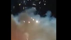 Enorme nuage de fumée suite à l'explosion d'une fusée du feu d'artifice de Thonon-les-Bains (Haute-Savoie), mercredi 16 août.