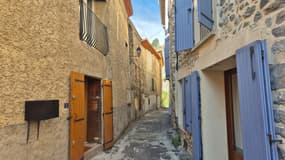 Les rues du centre-ville de Lettret, où l'intervention des forces de l'ordre a eu lieu