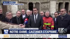 "Paris à terre, ça n'existe pas" : Christophe Castaner s'exprime au pied de Notre-Dame