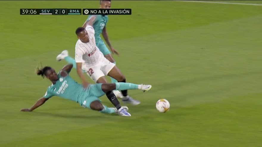 La faute de Camavinga sur Martial