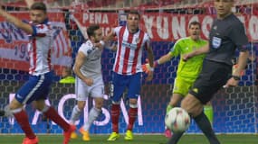 Dani Carvajal en action lors du quart de finale de Ligue des champions entre le Real Madrid et l'Atlético.