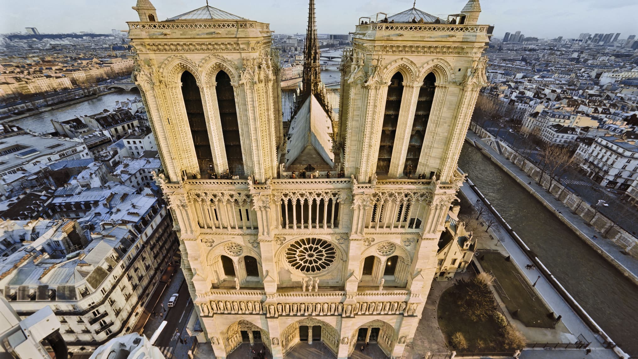 NOMBRE DE MARCHES, NOM DE LA CLOCHE... 5 CHOSES QUE VOUS NE SAVIEZ PAS SUR LES TOURS DE NOTRE-DAME, QUI ROUVRENT CE SAMEDI AU PUBLIC