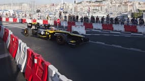 Une Renault F1 à Marseille