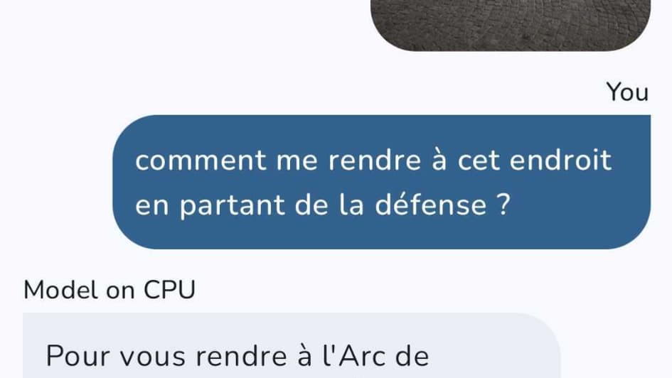 L'IA de Google a bien identifié l'Arc de Triomphe et ensuite proposé divers itinéraires.