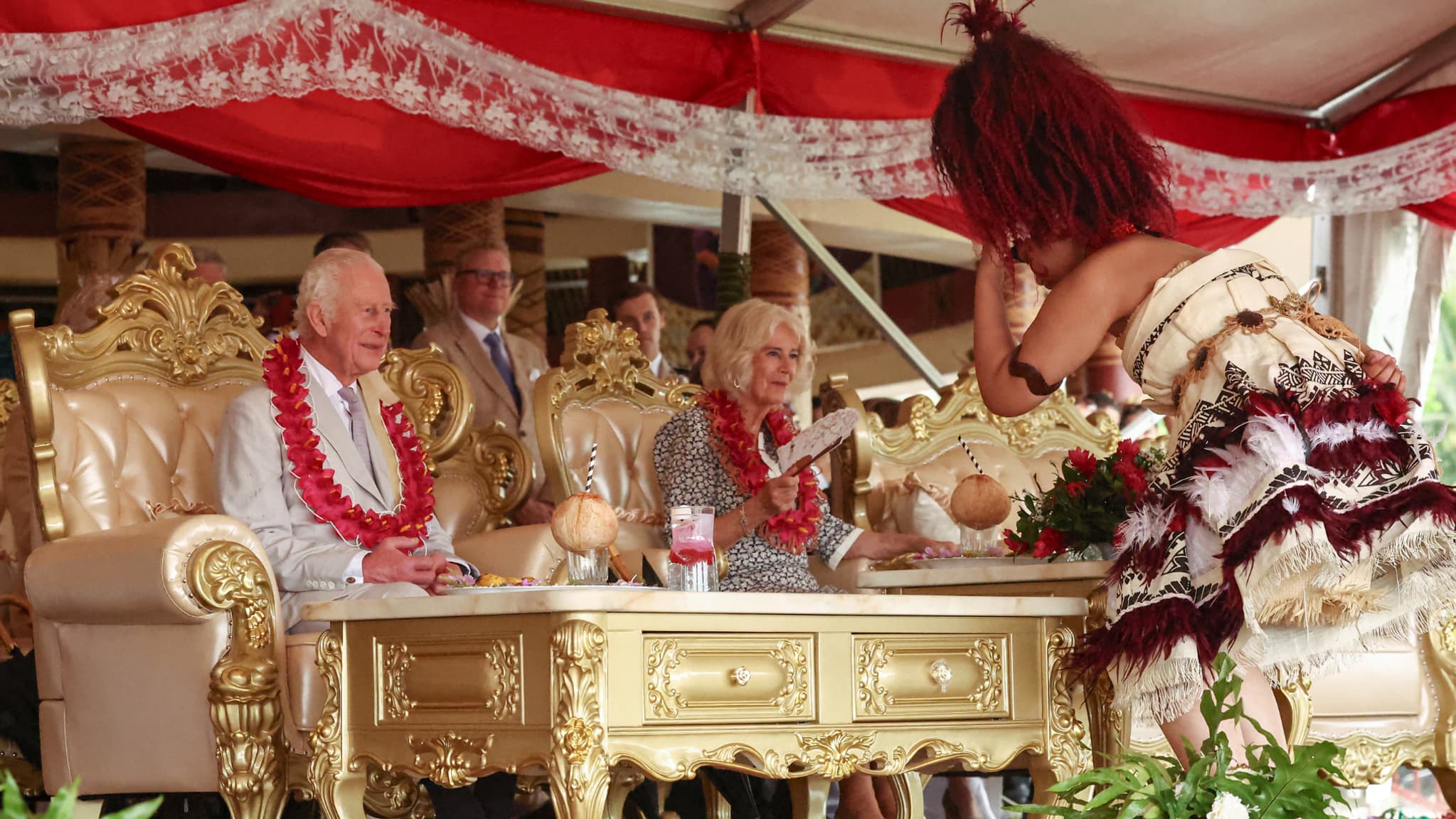 Le roi Charles III lors de la cérémonie d'adieu aux Samoa le 26 octobre 2024