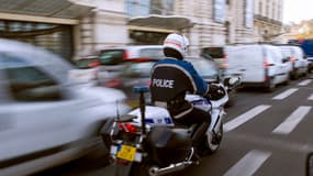 La police a mobilisé de nombreux effectifs pour tenter de trouver le suspect.
