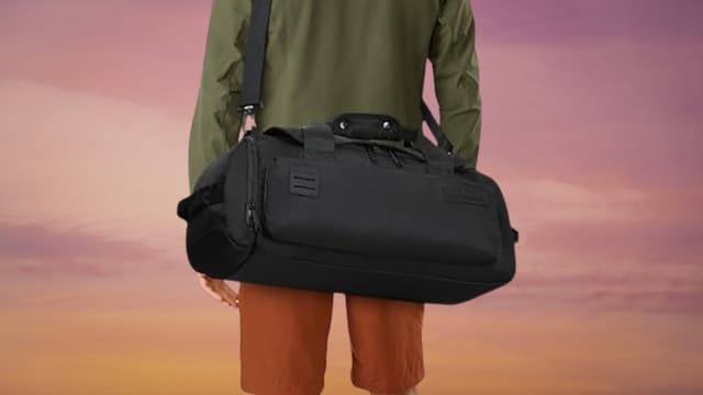 Validé par tous, voici le sac de voyage Skechers à petit prix pour éviter de vous encombrer cet été