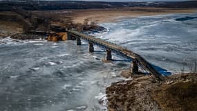 La rivière Oskil, Ukraine, en février 2023